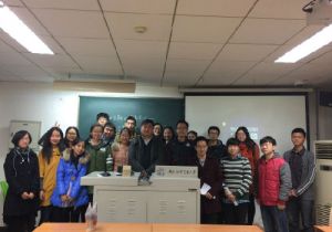 【校园风采】拓展网络经济空间，便捷普通民众生活